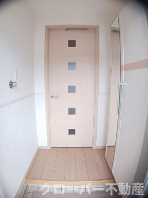 【玄関】 | メゾン・カルムⅡ