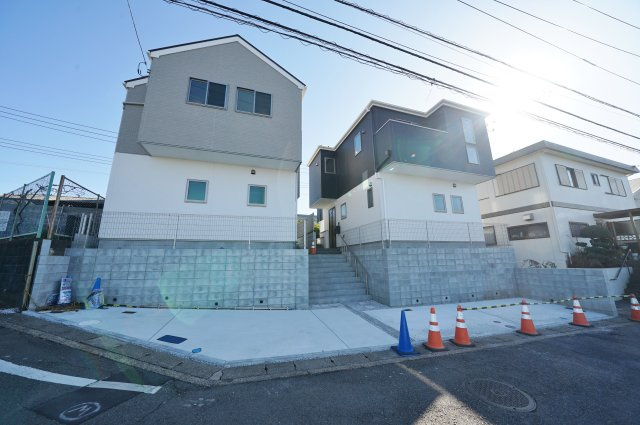 【横浜市保土ケ谷区川島町705-10全2棟新築戸建て】★仲介手数料無料★（川島小学校・西谷中学校）の外観