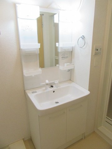 プリムローズ　光の洗面所