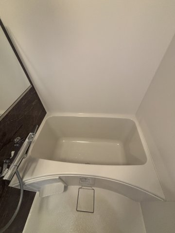 スプランディッド元町山手の浴室