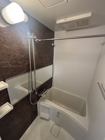 スプランディッド元町山手の浴室