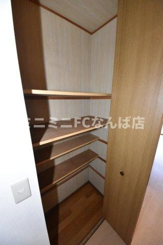 大阪市西区江戸堀３丁目の賃貸マンション
