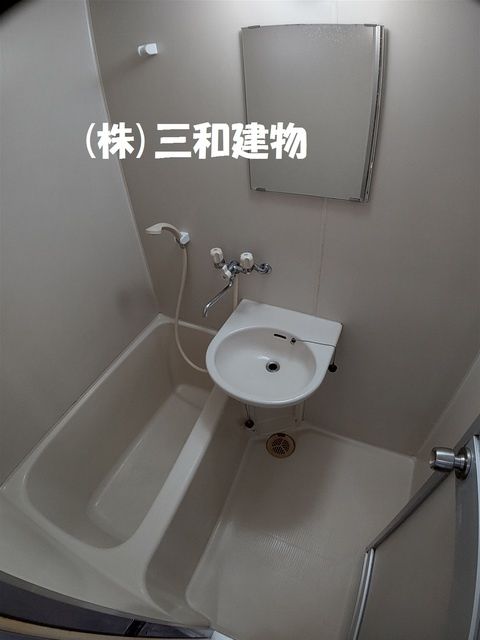 ヴォンビューラの浴室