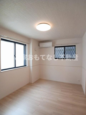 【寝室】 | Lazos