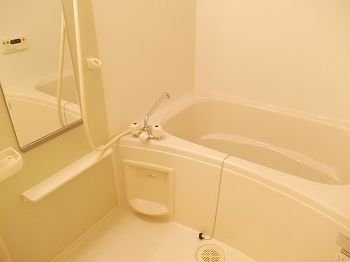 【浴室】 | セイント・ヨシ | 落ち着いた空間のお風呂です