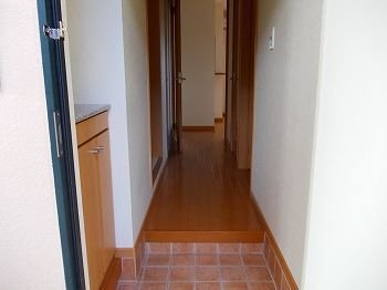 【玄関】 | セイント・ヨシ | 明るい玄関です