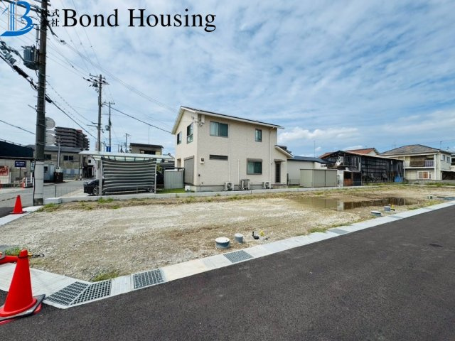 「西新町駅徒歩7分」「南東角地」 硯町全8棟G号地の外観