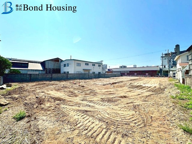 「西新町駅徒歩7分」「スーパースグ」 硯町全8棟B号地の外観