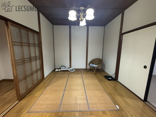 姫路市飯田3丁目/中古戸建の寝室