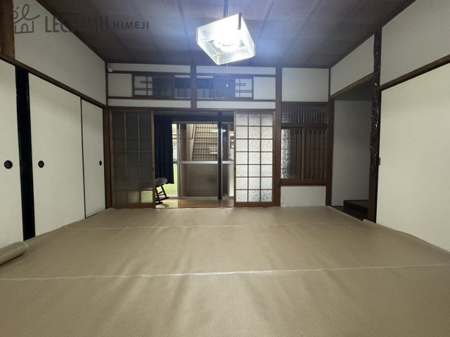 姫路市飯田3丁目/中古戸建の寝室