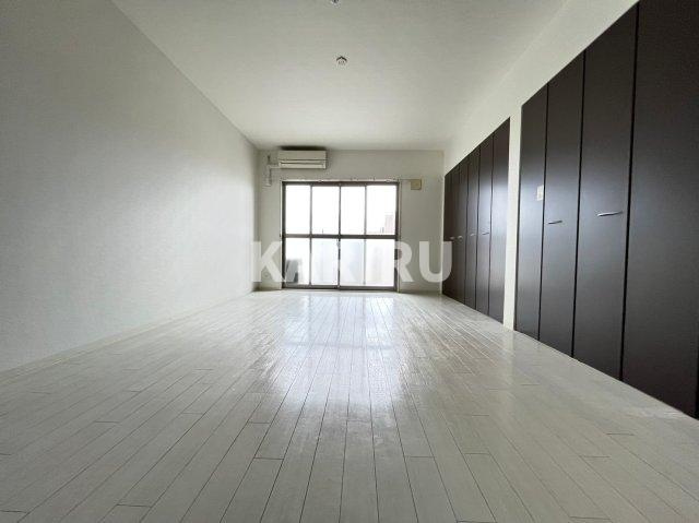 レジディア城北公園通の居間・リビング