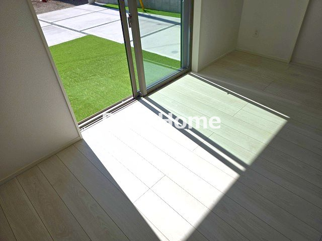 香美市土佐山田町宝町4丁目-2期5棟2-新築戸建ての居間・リビング