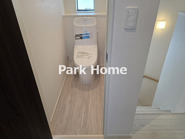 香美市土佐山田町宝町4丁目-2期5棟2-新築戸建てのトイレ|２F:トイレ