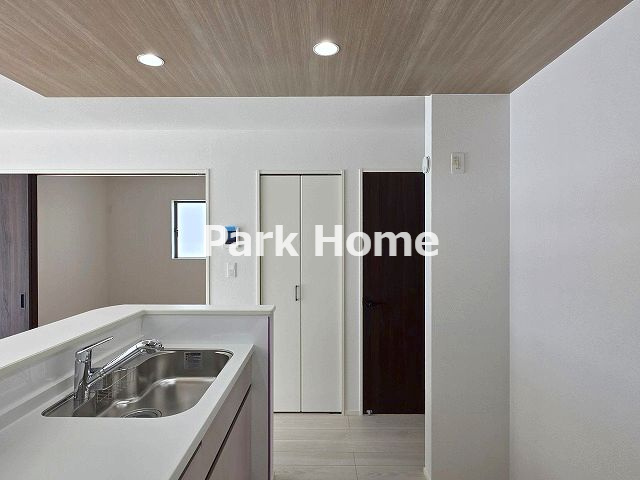 香美市土佐山田町宝町4丁目-2期5棟2-新築戸建てのキッチン