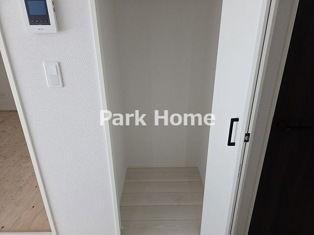 香美市土佐山田町宝町4丁目-2期5棟2-新築戸建ての収納