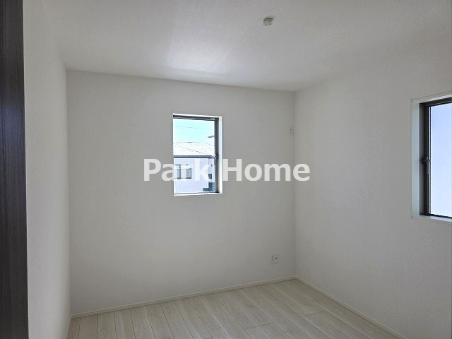 香美市土佐山田町宝町4丁目-2期5棟2-新築戸建ての洋室|２F：5.25洋室