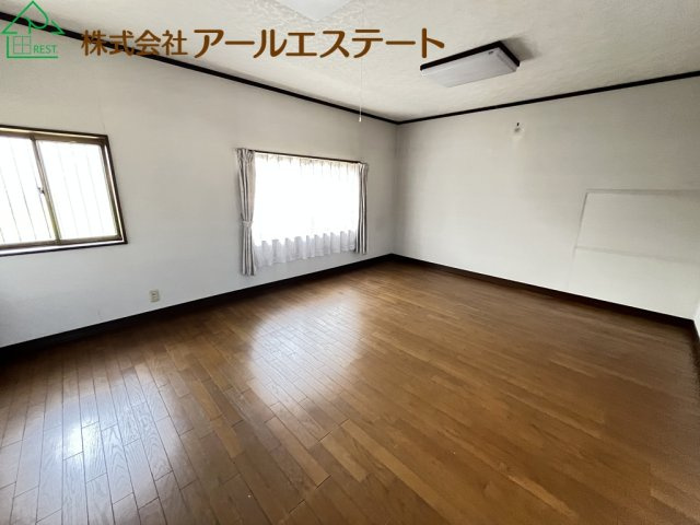 高砂市阿弥陀町南池　　中古戸建の寝室