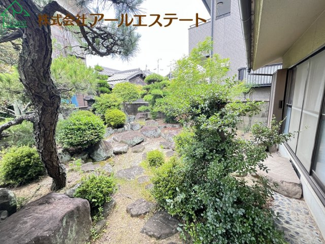高砂市阿弥陀町南池　　中古戸建の庭