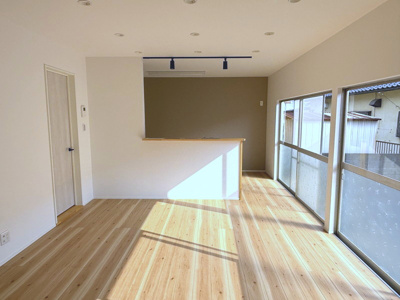 【居間・リビング】 | 【リフォーム住宅】中古一戸建　里庄町新庄A　3LDK | LDKスペース