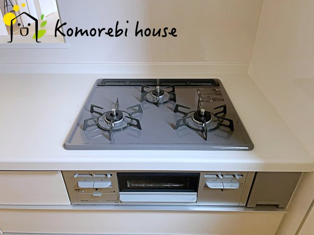 中分1丁目27番　新築一戸建て　ハートフルタウン　Aのキッチン|追加工事でIHクッキングヒーターに変更も可能です♪
お気軽にお申し付けください♪