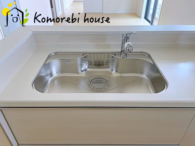 中分1丁目27番　新築一戸建て　ハートフルタウン　Aのキッチン|作業がはかどる広めのシンク♪
お子様と一緒にクッキングもいいですね♪