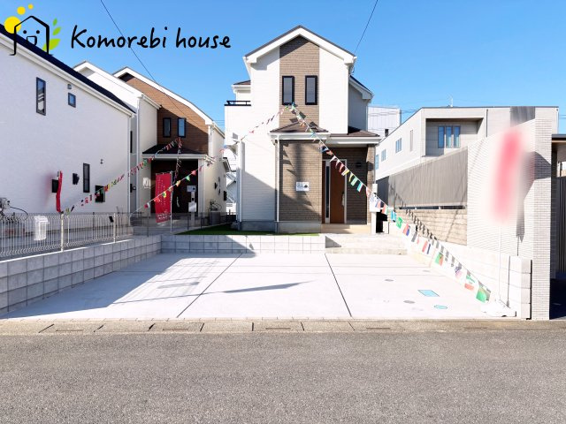 中分1丁目27番　新築一戸建て　ハートフルタウン　Aの駐車場|並列2台可能な駐車場！
出入りの順番を気にしなくていいのが楽ですね♪