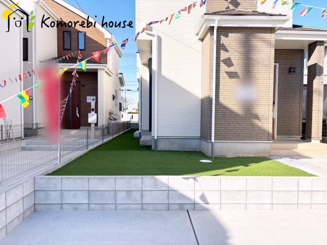 中分1丁目27番　新築一戸建て　ハートフルタウン　Aの庭|追加工事で人工芝を引いて、パターの練習なんていかがでしょうか？