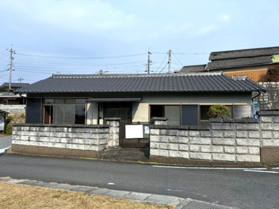 【外観】 | 【リフォーム住宅】中古一戸建　里庄町新庄B　3LDK | 建物外観です。