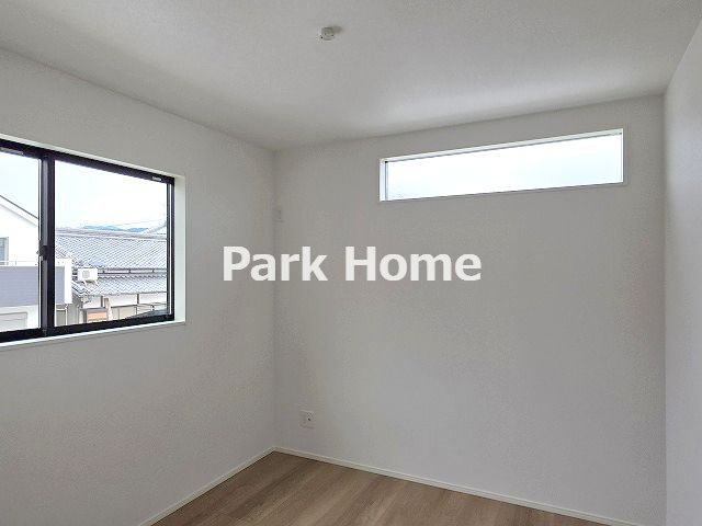 香美市土佐山田町宝町4丁目-2期5棟5-新築戸建ての洋室|２F:5.25洋室（北東）