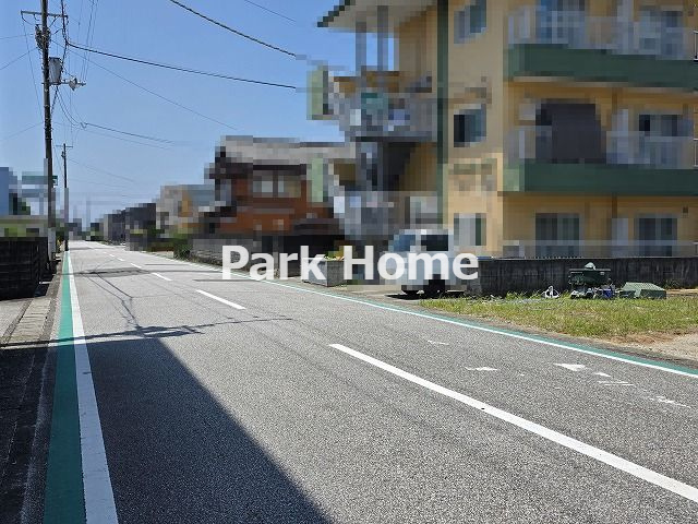 香美市土佐山田町宝町4丁目-2期5棟5-新築戸建ての前面道路含む現地写真