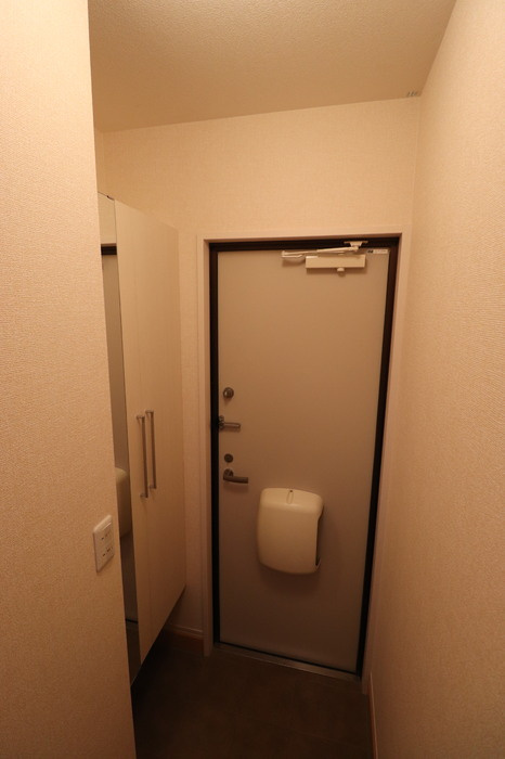 セジュール聖天　Aの玄関