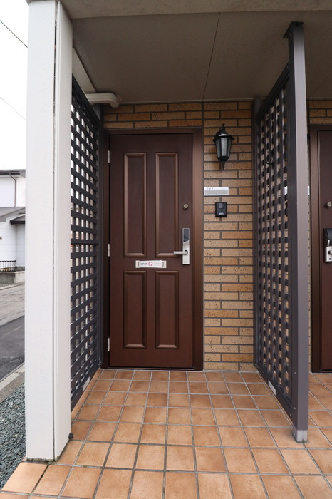 セジュール聖天　Aの玄関