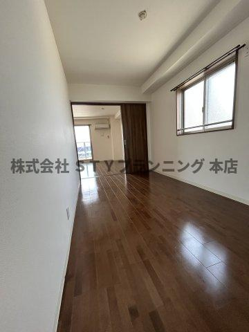 仲介手数料０円！NR今池の洋室