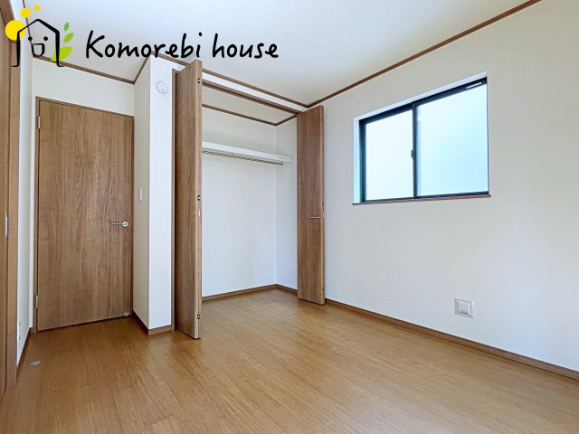 中分1丁目27番　新築一戸建て　ハートフルタウン　Bの洋室|明るい洋室です