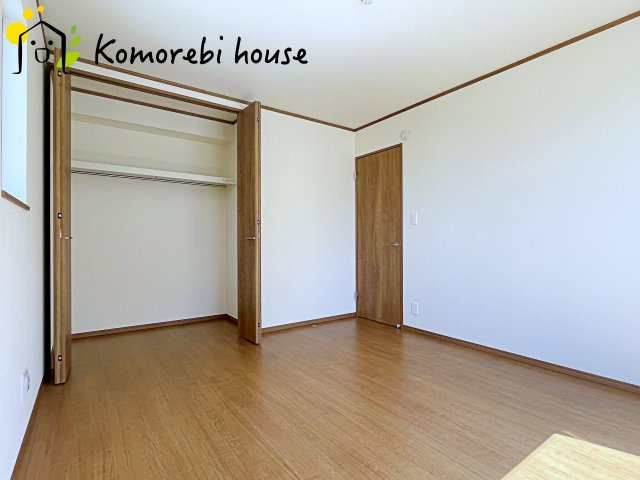 中分1丁目27番　新築一戸建て　ハートフルタウン　Bの寝室|使い勝手のいい寝室です