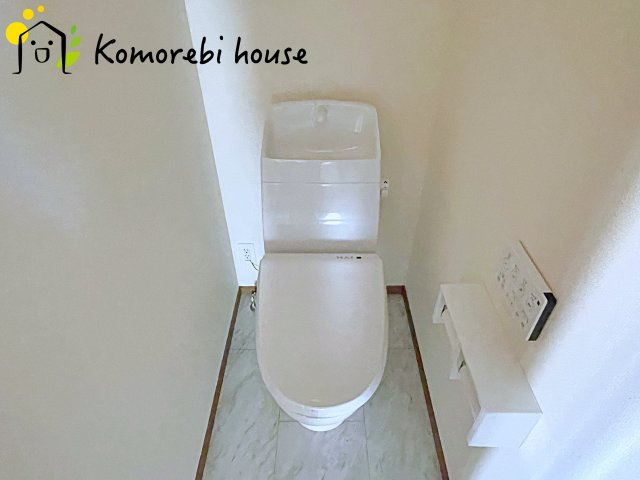 中分1丁目27番　新築一戸建て　ハートフルタウン　Bのトイレ|9/6　撮影済み