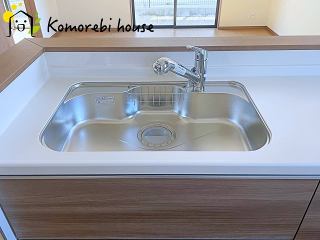 中分1丁目27番　新築一戸建て　ハートフルタウン　Bのキッチン|キッチンでお料理をお楽しみください