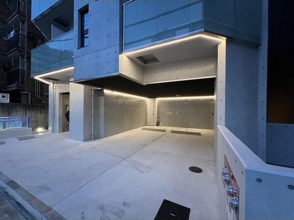 the platinum(ザ プラチナム)の駐車場