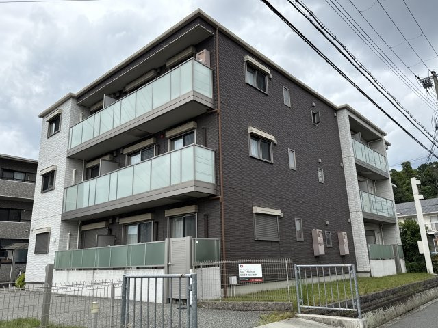 リラフォート白坂の外観