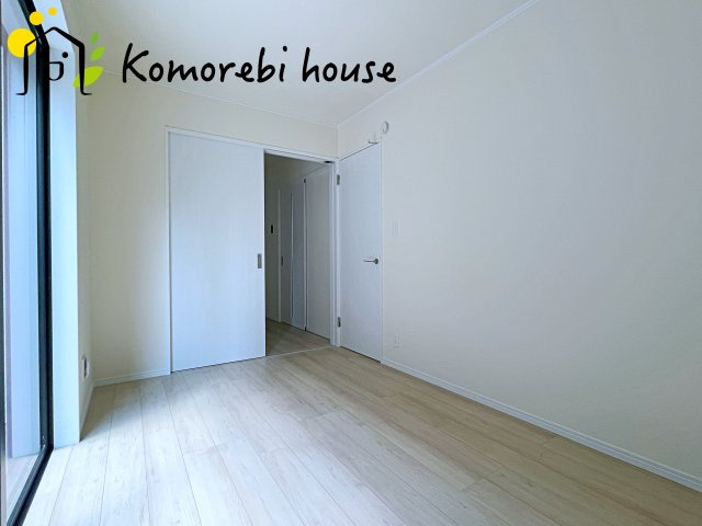 中分1丁目27番　新築一戸建て　ハートフルタウン　Cの洋室