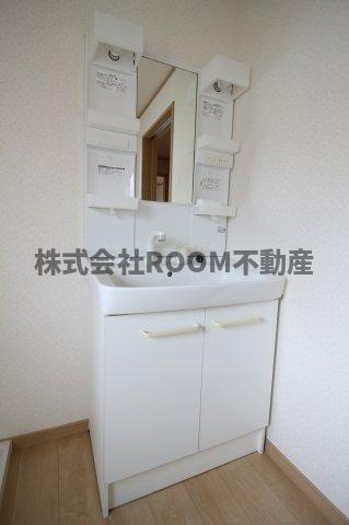 グリーンコーポ南横市の洗面所|脱衣スペースもあります