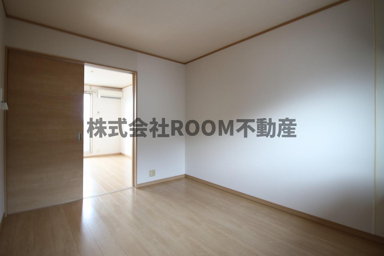 グリーンコーポ南横市の居間・リビング|使いやすい居間です