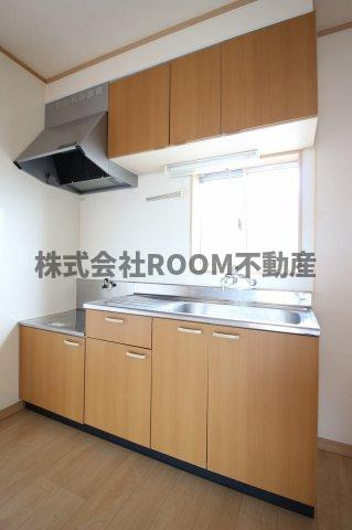 グリーンコーポ南横市のキッチン|コンパクトなキッチンで掃除もラクラク