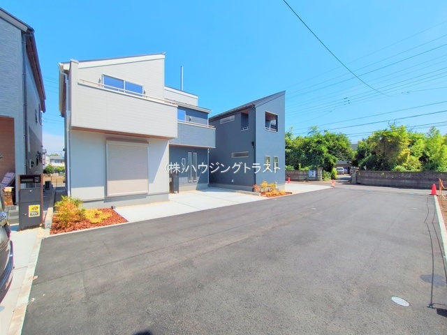 仲介手数料無料　リーブルガーデン所沢上新井・新築全5棟の前面道路含む現地写真