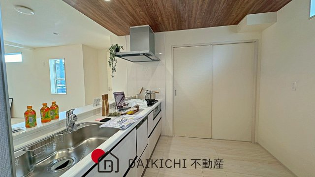 【キッチン】 | 久喜市野久喜3期　ブルーミングガーデン　新築戸建　全１棟　１号棟