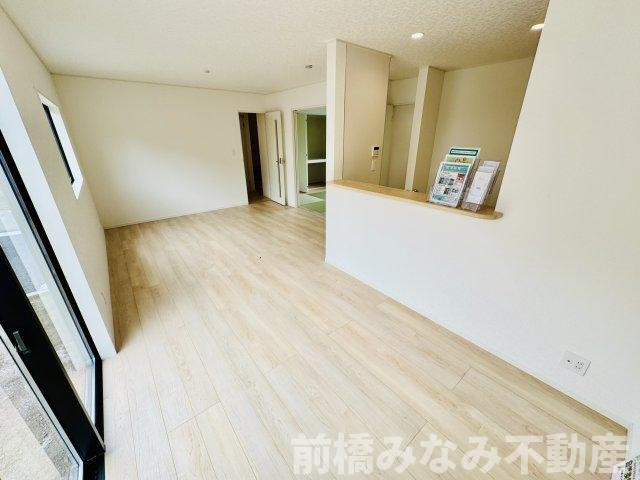 前橋市茂木町第4　限定1棟　クレイドルガーデン　新築建売の居間・リビング|居間です