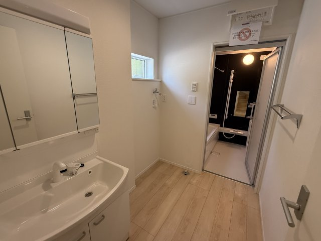 神戸市西区玉津町高津橋新築戸建１号棟の洗面所