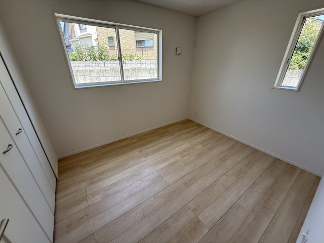 神戸市西区玉津町高津橋新築戸建３号棟の洋室