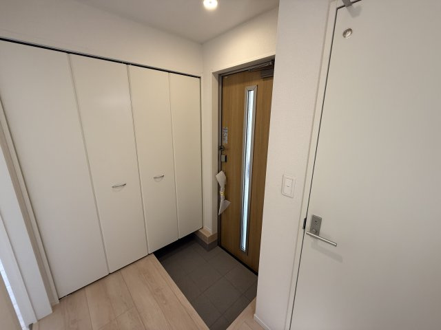 神戸市西区玉津町高津橋新築戸建３号棟の玄関