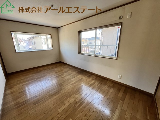 姫路市白浜町　　中古戸建の居間・リビング